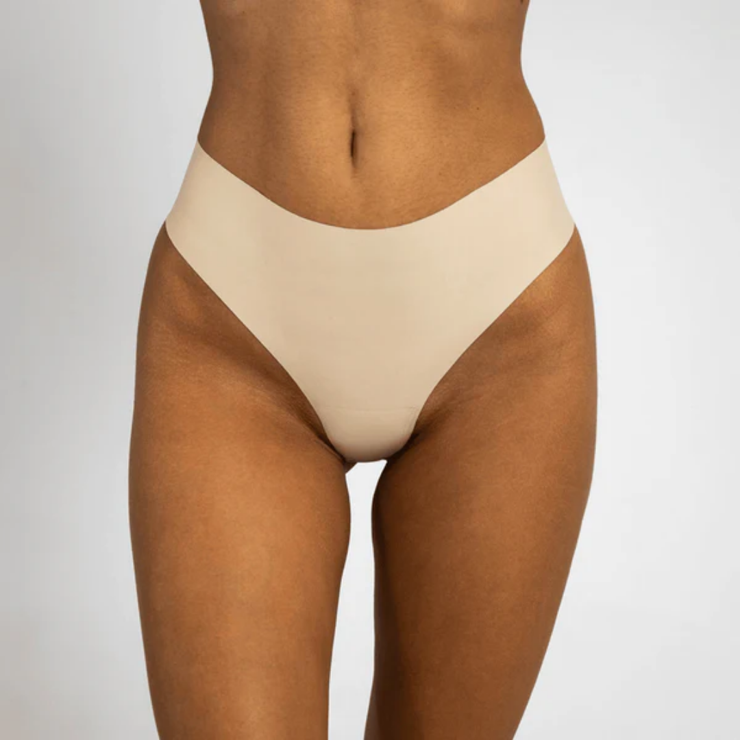 PetalFit Thong® | Säg hej då till kameltå och synliga troslinjer – Träna med total självsäkerhet