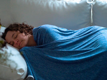 KølSky® | Det enda täcket som kyler ner dig direkt.